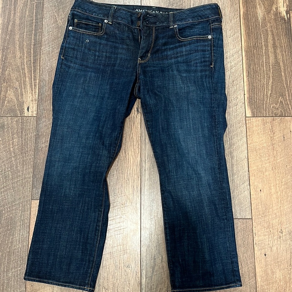 American eagle artist crop Sz 14